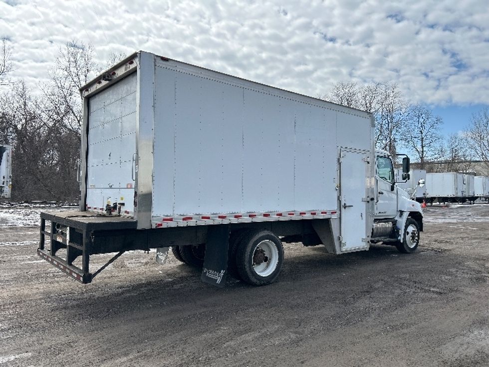 Medium Duty Box Truck-Light and Medium Duty Trucks-Hino-2019-268-Rochester-NY-183,666\n\t\tmiles-$ 35,250 - Image 13
