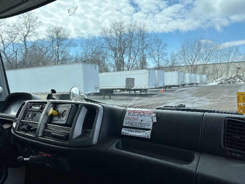 Medium Duty Box Truck-Light and Medium Duty Trucks-Hino-2019-268-Rochester-NY-183,666\n\t\tmiles-$ 35,250 - Image 21