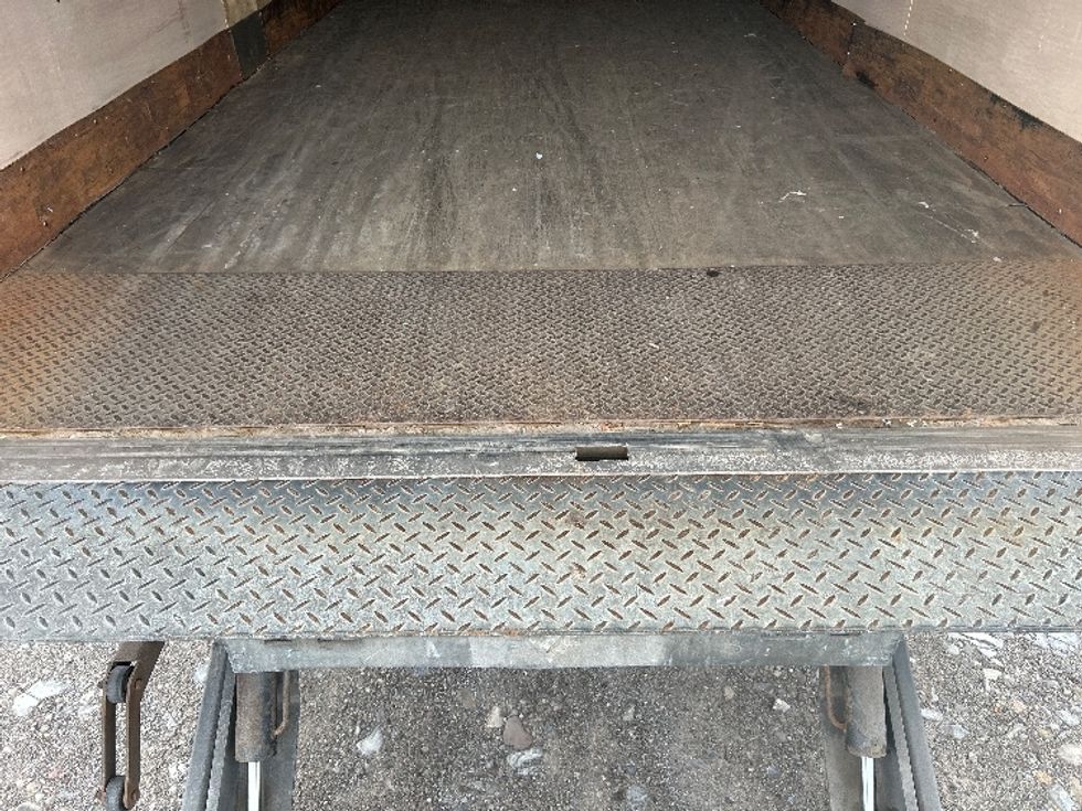 Medium Duty Box Truck-Light and Medium Duty Trucks-Hino-2019-268-Rochester-NY-198,680\n\t\tmiles-$ 46,000 - Image 10