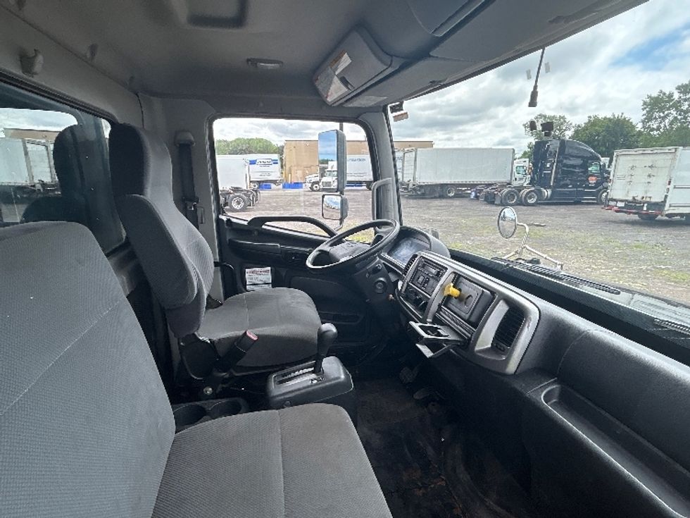 Medium Duty Box Truck-Light and Medium Duty Trucks-Hino-2019-268-Rochester-NY-198,680\n\t\tmiles-$ 46,000 - Image 22