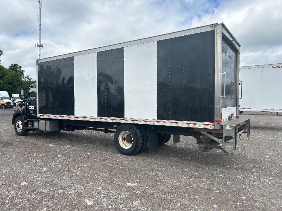 Medium Duty Box Truck-Light and Medium Duty Trucks-Hino-2019-268-Rochester-NY-198,680\n\t\tmiles-$ 46,000 - Image 6