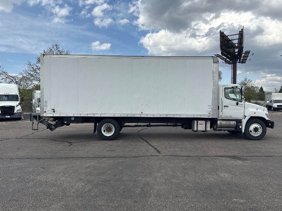 Medium Duty Box Truck-Light and Medium Duty Trucks-Hino-2019-268-Romulus-MI-120,251\n\t\tmiles-$ 58,000 - Image 15