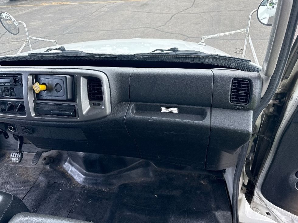 Medium Duty Box Truck-Light and Medium Duty Trucks-Hino-2019-268-Romulus-MI-120,251\n\t\tmiles-$ 58,000 - Image 21