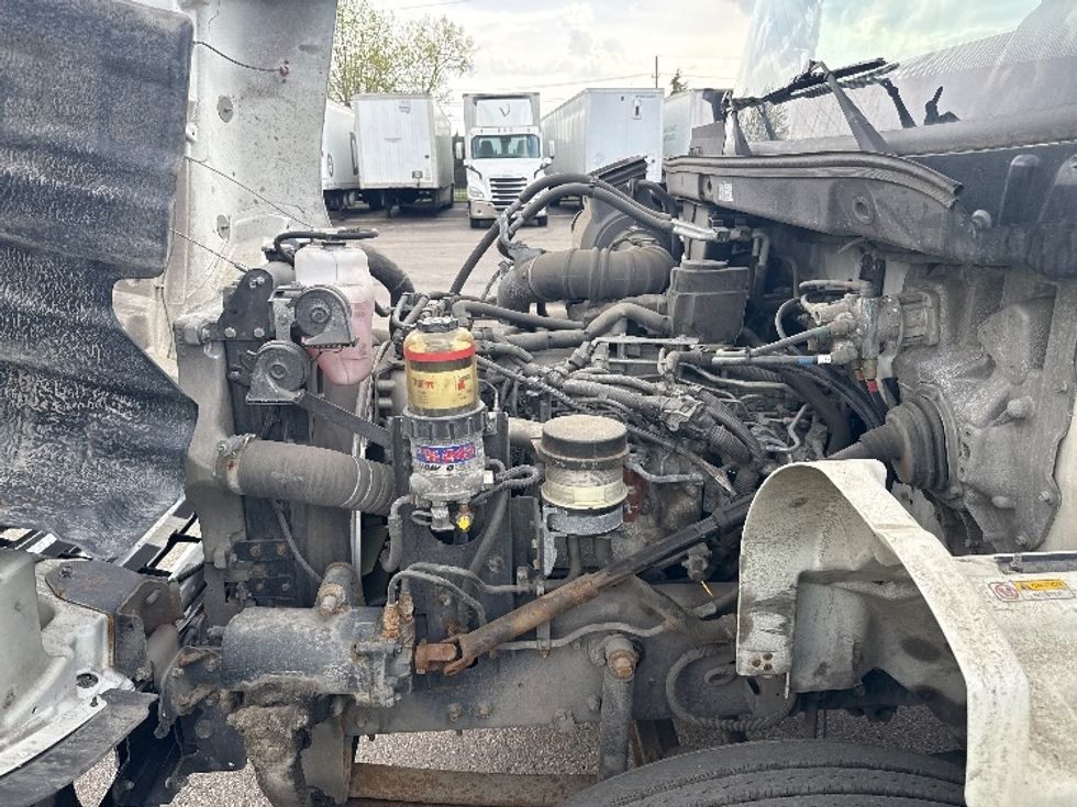 Medium Duty Box Truck-Light and Medium Duty Trucks-Hino-2019-268-Romulus-MI-120,251\n\t\tmiles-$ 58,000 - Image 24