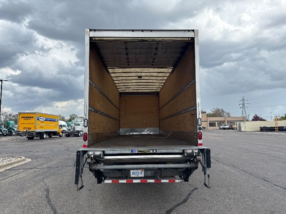 Medium Duty Box Truck-Light and Medium Duty Trucks-Hino-2019-268-Romulus-MI-120,251\n\t\tmiles-$ 58,000 - Image 8