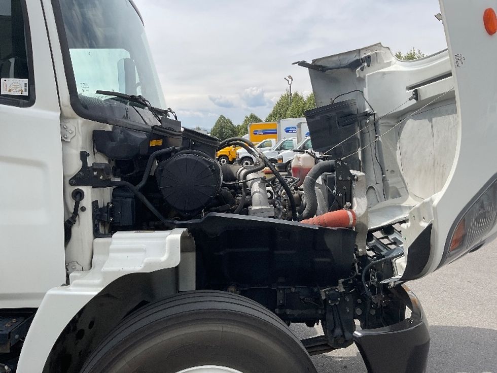Medium Duty Box Truck-Light and Medium Duty Trucks-Hino-2019-268-Salt Lake City-UT-287,856\n\t\tmiles-$ 30,750 - Image 23