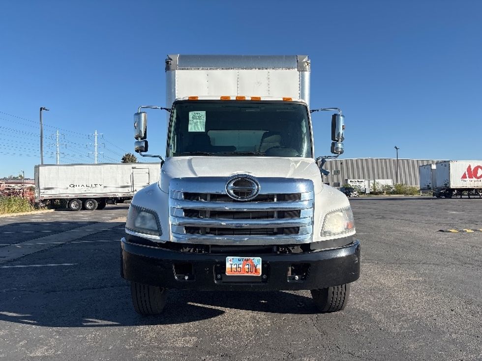 Medium Duty Box Truck-Light and Medium Duty Trucks-Hino-2019-268-Salt Lake City-UT-65,732\n\t\tmiles-$ 56,750 - Image 2