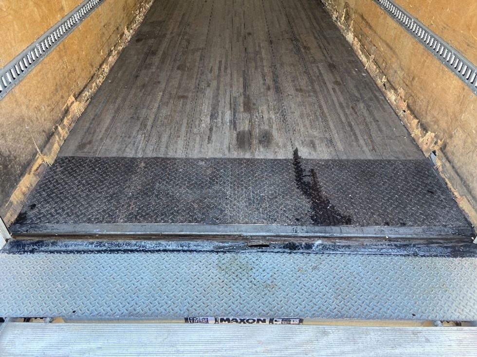 Medium Duty Box Truck-Light and Medium Duty Trucks-Hino-2019-268-San Antonio-TX-193,244\n\t\tmiles-$ 45,000 - Image 10
