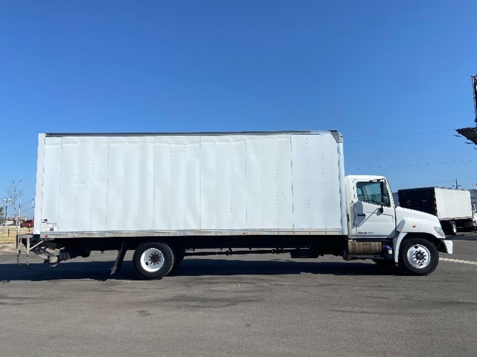 Medium Duty Box Truck-Light and Medium Duty Trucks-Hino-2019-268-San Antonio-TX-193,244\n\t\tmiles-$ 45,000 - Image 15