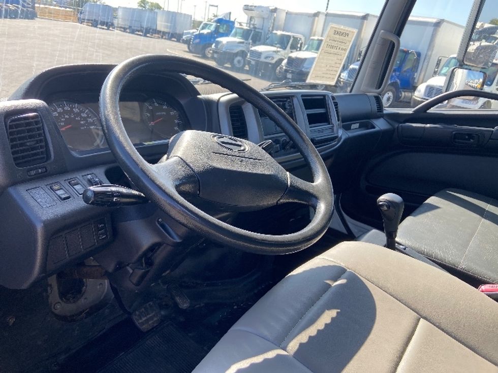 Medium Duty Box Truck-Light and Medium Duty Trucks-Hino-2019-268-San Antonio-TX-193,244\n\t\tmiles-$ 45,000 - Image 17