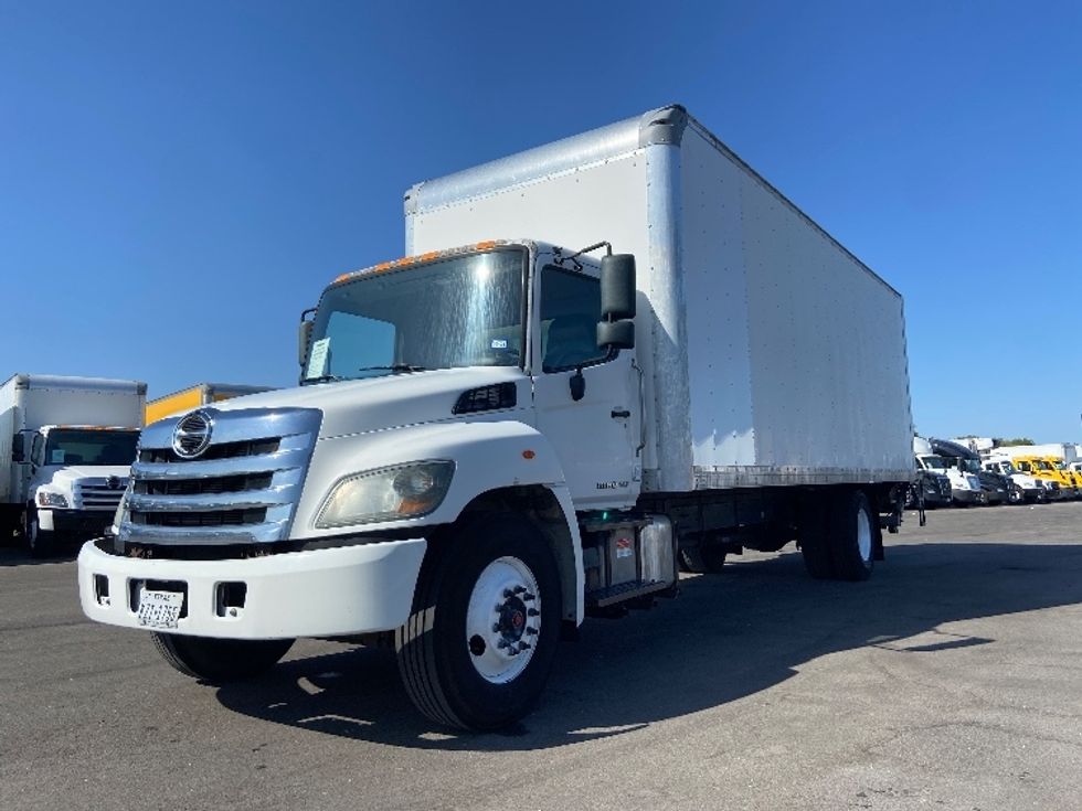 Medium Duty Box Truck-Light and Medium Duty Trucks-Hino-2019-268-San Antonio-TX-193,244\n\t\tmiles-$ 45,000 - Image 3