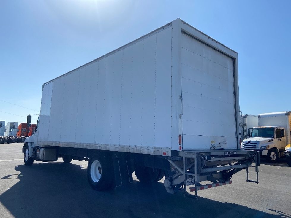 Medium Duty Box Truck-Light and Medium Duty Trucks-Hino-2019-268-San Antonio-TX-193,244\n\t\tmiles-$ 45,000 - Image 6