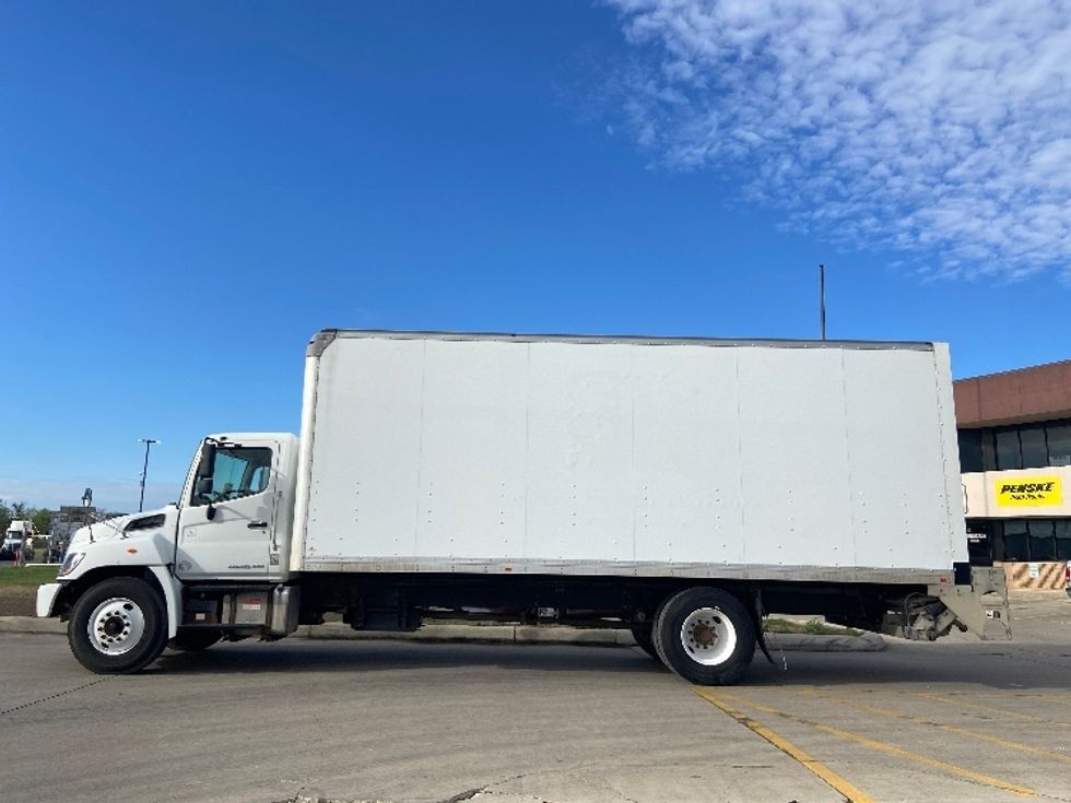 Medium Duty Box Truck-Light and Medium Duty Trucks-Hino-2019-268-San Antonio-TX-255,779\n\t\tmiles-$ 39,750 - Image 4