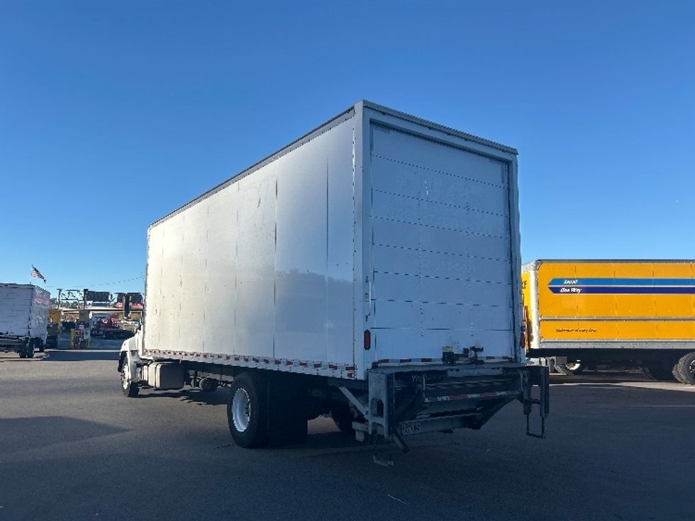 Medium Duty Box Truck-Light and Medium Duty Trucks-Hino-2019-268-San Diego-CA-300,028\n\t\tmiles-$ 30,500 - Image 6