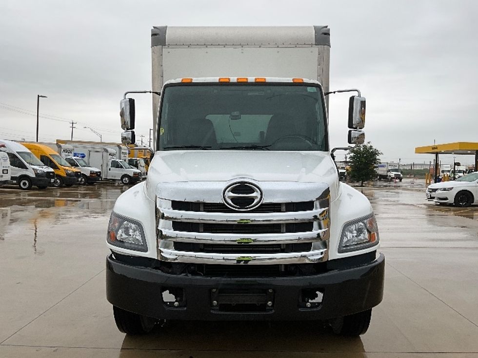 Medium Duty Box Truck-Light and Medium Duty Trucks-Hino-2019-268-Selma-TX-60,956\n\t\tmiles-$ 64,750 - Image 2