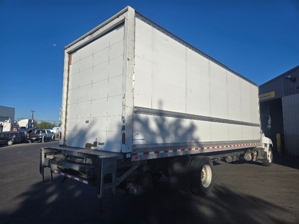 Medium Duty Box Truck-Light and Medium Duty Trucks-Hino-2019-268-Spokane Valley-WA-138,889\n\t\tmiles-$ 57,000 - Image 13