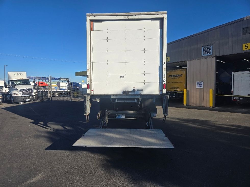 Medium Duty Box Truck-Light and Medium Duty Trucks-Hino-2019-268-Spokane Valley-WA-138,889\n\t\tmiles-$ 57,000 - Image 9