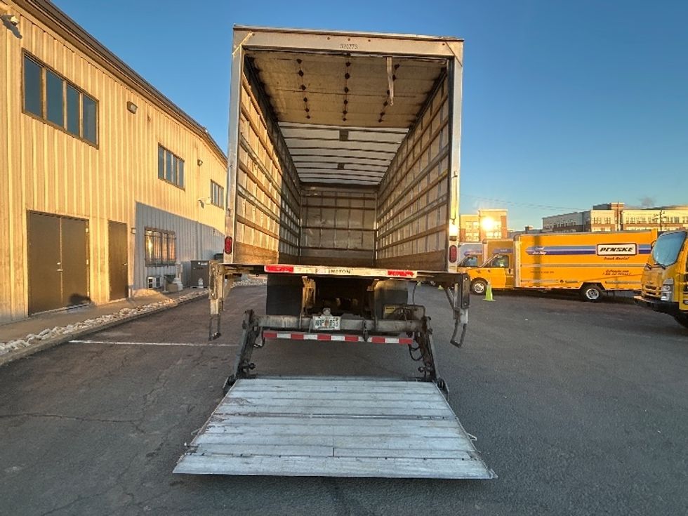 Medium Duty Box Truck-Light and Medium Duty Trucks-Hino-2019-268-Sterling-VA-249,696\n\t\tmiles-$ 38,000 - Image 8