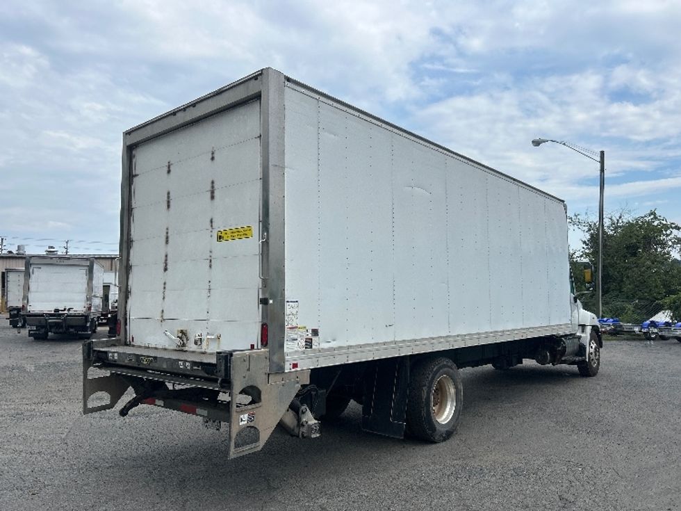Medium Duty Box Truck-Light and Medium Duty Trucks-Hino-2019-268-Sterling-VA-277,215\n\t\tmiles-$ 41,750 - Image 13
