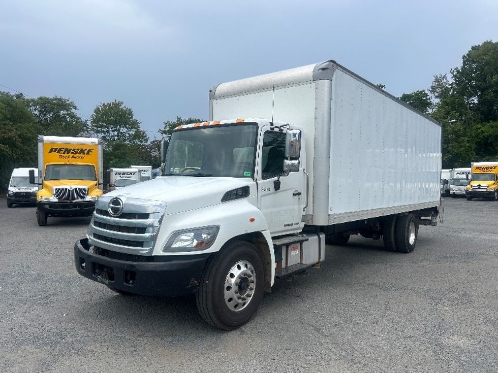 Medium Duty Box Truck-Light and Medium Duty Trucks-Hino-2019-268-Sterling-VA-277,215\n\t\tmiles-$ 41,750 - Image 3