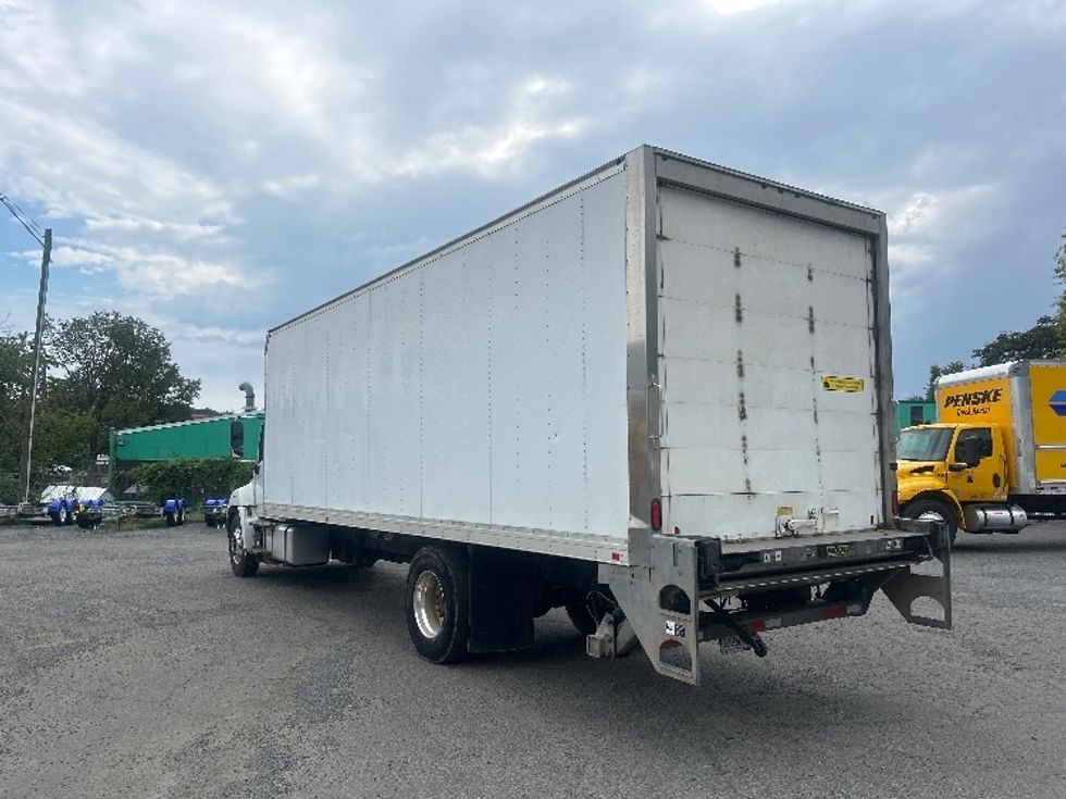 Medium Duty Box Truck-Light and Medium Duty Trucks-Hino-2019-268-Sterling-VA-277,215\n\t\tmiles-$ 41,750 - Image 6