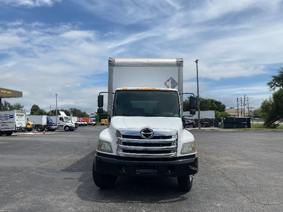 Medium Duty Box Truck-Light and Medium Duty Trucks-Hino-2019-268-Tampa-FL-138,659\n\t\tmiles-$ 57,000 - Image 2