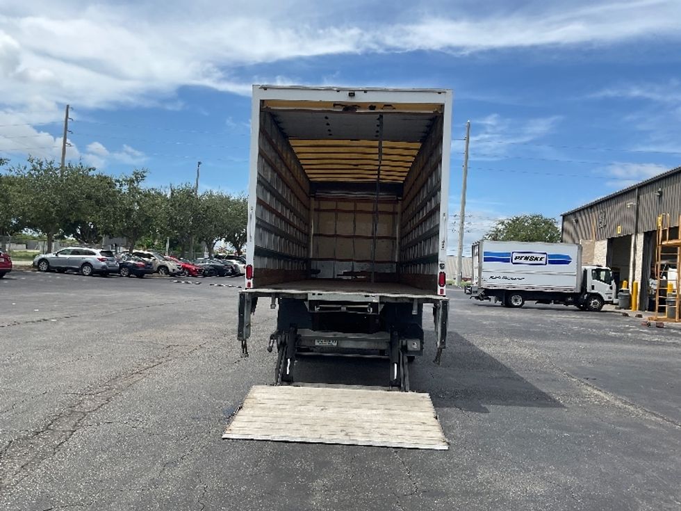 Medium Duty Box Truck-Light and Medium Duty Trucks-Hino-2019-268-Tampa-FL-138,659\n\t\tmiles-$ 57,000 - Image 9