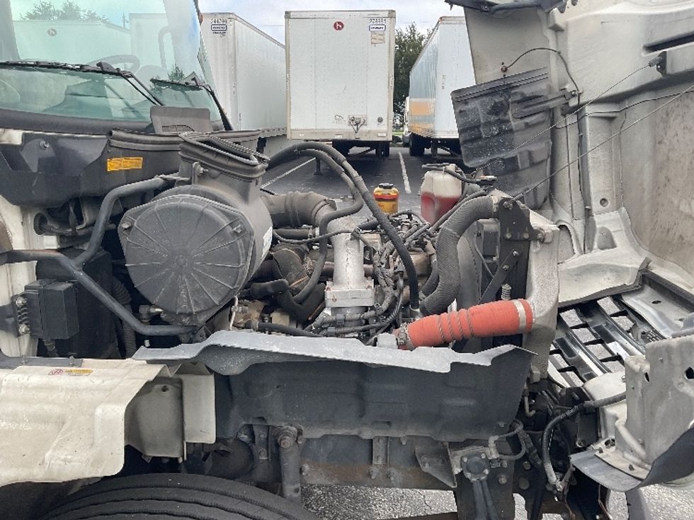 Medium Duty Box Truck-Light and Medium Duty Trucks-Hino-2019-268-Tampa-FL-206,680\n\t\tmiles-$ 46,500 - Image 23