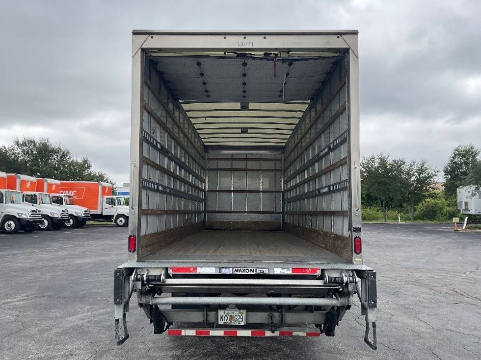 Medium Duty Box Truck-Light and Medium Duty Trucks-Hino-2019-268-Tampa-FL-206,680\n\t\tmiles-$ 46,500 - Image 8