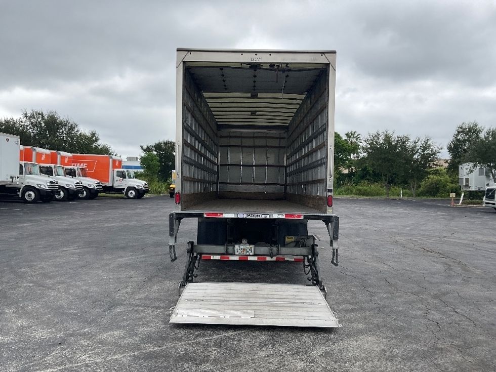 Medium Duty Box Truck-Light and Medium Duty Trucks-Hino-2019-268-Tampa-FL-206,680\n\t\tmiles-$ 46,500 - Image 9