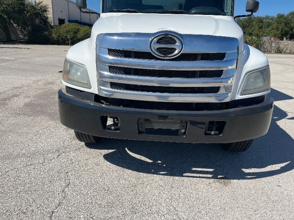 Medium Duty Box Truck-Light and Medium Duty Trucks-Hino-2019-268-Tampa-FL-212,593\n\t\tmiles-$ 42,000 - Image 26