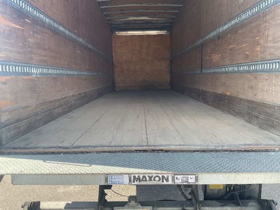 Medium Duty Box Truck-Light and Medium Duty Trucks-Hino-2019-268-Tampa-FL-217,745\n\t\tmiles-$ 41,250 - Image 10