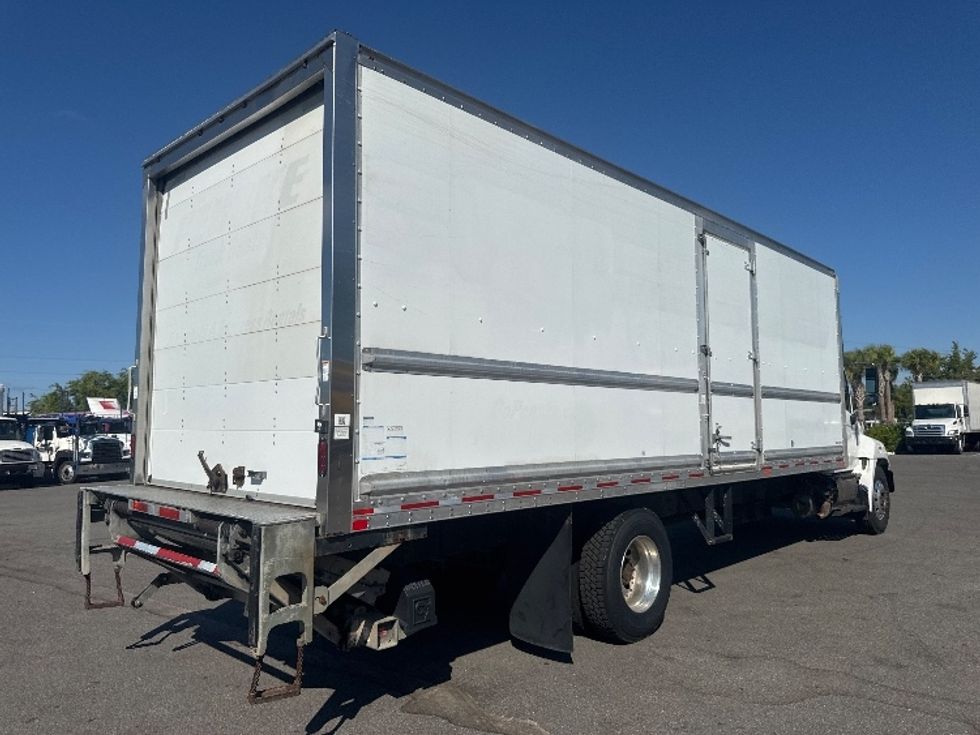 Medium Duty Box Truck-Light and Medium Duty Trucks-Hino-2019-268-Tampa-FL-223,000\n\t\tmiles-$ 44,500 - Image 13