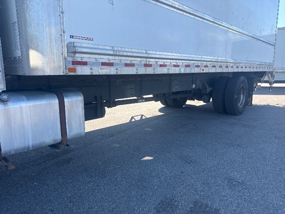 Medium Duty Box Truck-Light and Medium Duty Trucks-Hino-2019-268-Tampa-FL-223,000\n\t\tmiles-$ 44,500 - Image 5