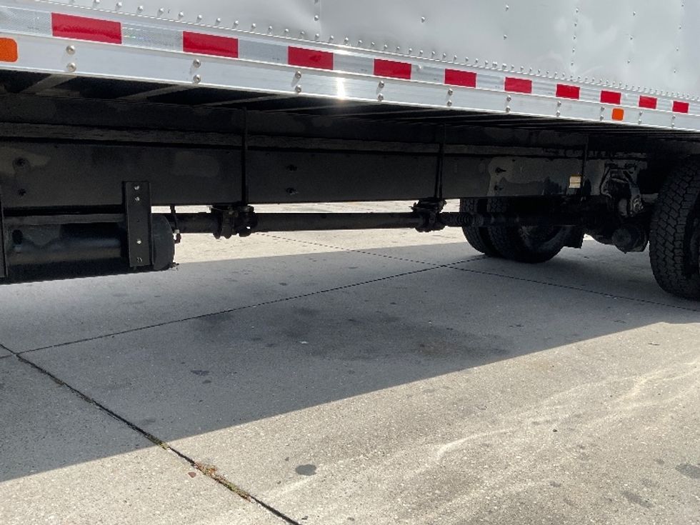 Medium Duty Box Truck-Light and Medium Duty Trucks-Hino-2019-268-Tampa-FL-223,469\n\t\tmiles-$ 42,250 - Image 5