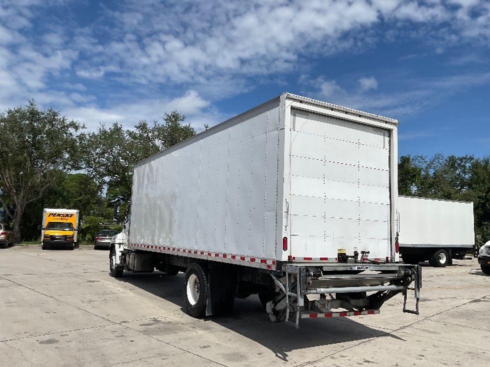 Medium Duty Box Truck-Light and Medium Duty Trucks-Hino-2019-268-Tampa-FL-223,469\n\t\tmiles-$ 42,250 - Image 6