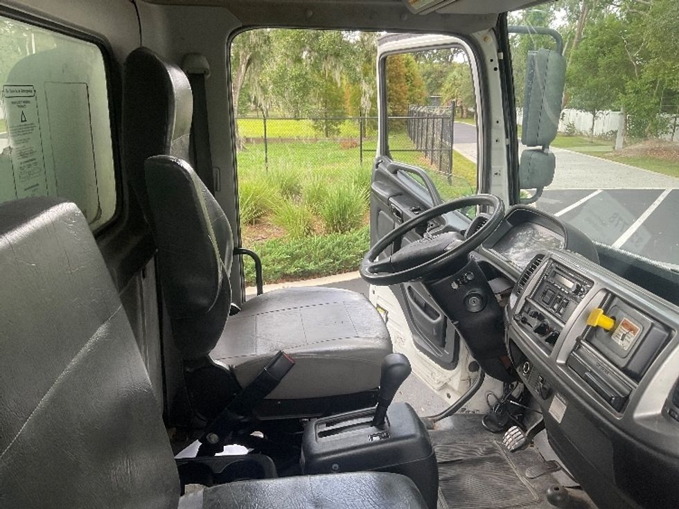 Medium Duty Box Truck-Light and Medium Duty Trucks-Hino-2019-268-Tampa-FL-225,441\n\t\tmiles-$ 43,500 - Image 22