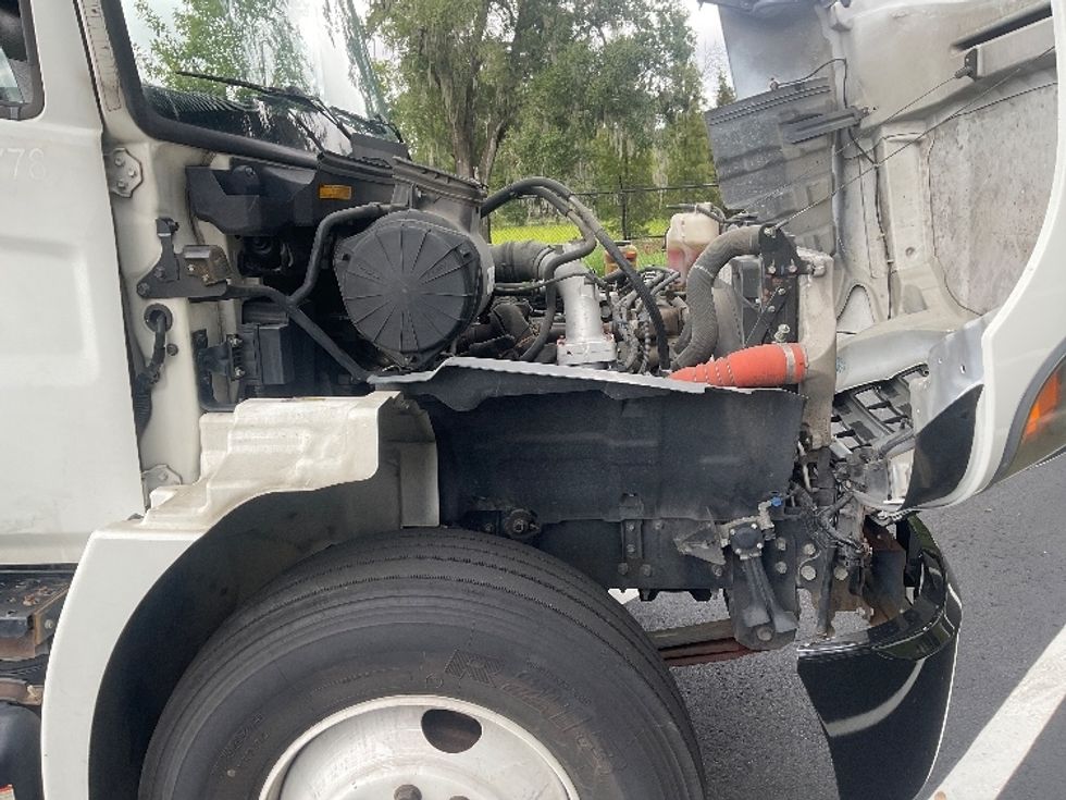 Medium Duty Box Truck-Light and Medium Duty Trucks-Hino-2019-268-Tampa-FL-225,441\n\t\tmiles-$ 43,500 - Image 23