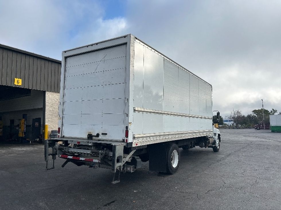 Medium Duty Box Truck-Light and Medium Duty Trucks-Hino-2019-268-Tampa-FL-247,624\n\t\tmiles-$ 39,000 - Image 13