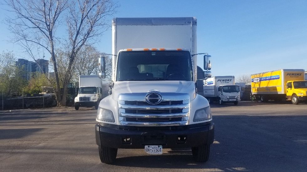 Medium Duty Box Truck-Light and Medium Duty Trucks-Hino-2019-268-Toronto-ON-310,249\n\t\tkm-$ 57,500 - Image 2