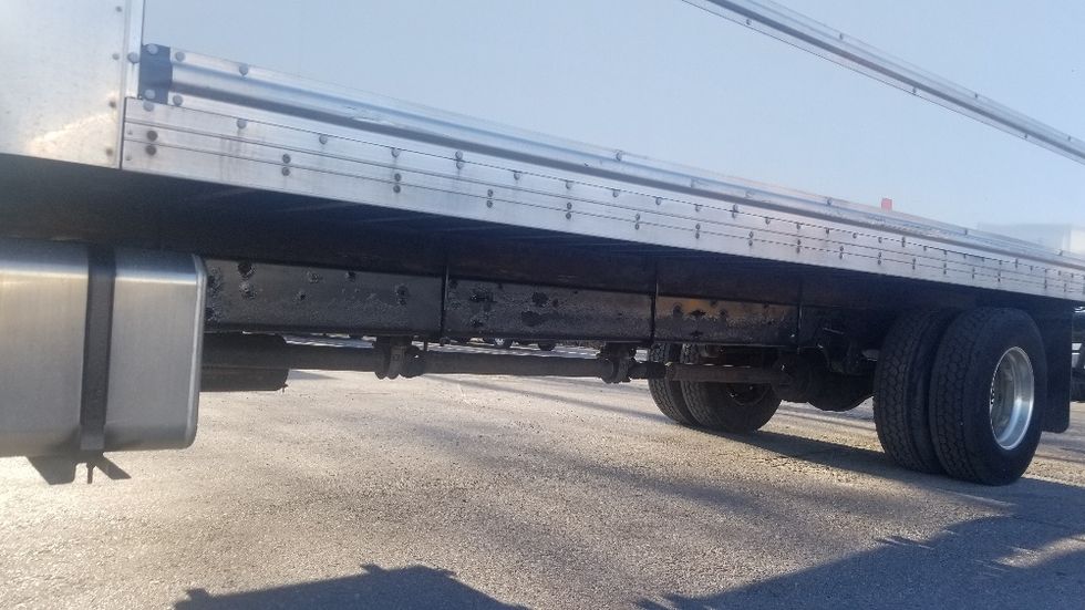 Medium Duty Box Truck-Light and Medium Duty Trucks-Hino-2019-268-Toronto-ON-310,249\n\t\tkm-$ 57,500 - Image 5