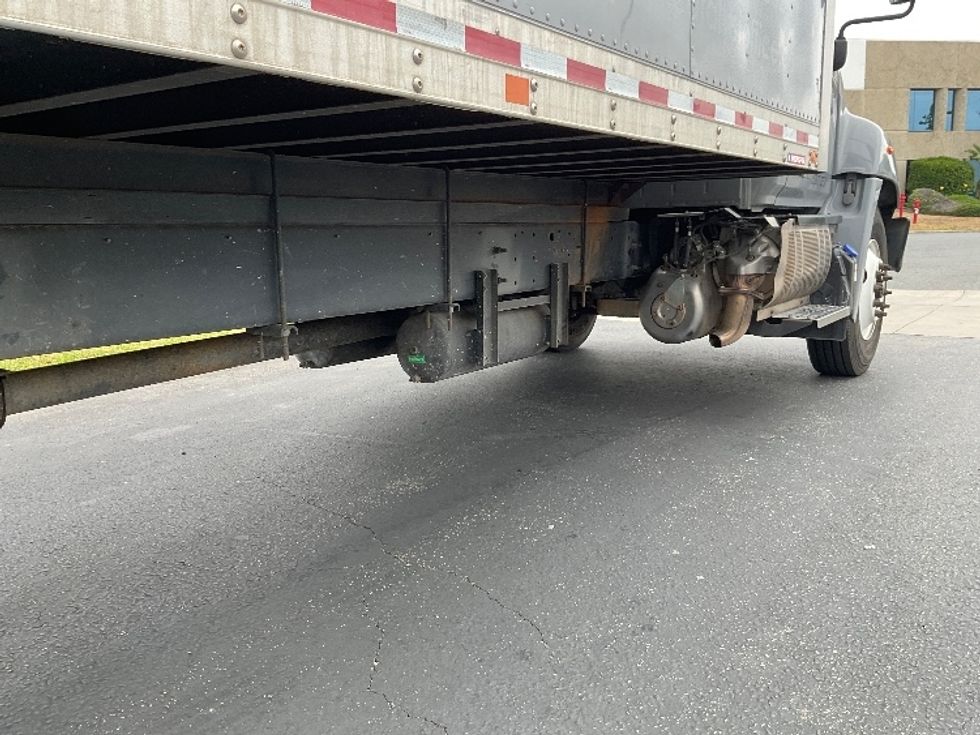 Medium Duty Box Truck-Light and Medium Duty Trucks-Hino-2019-268-Torrance-CA-136,343\n\t\tmiles-$ 57,250 - Image 14