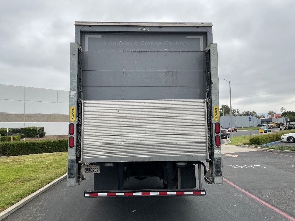 Medium Duty Box Truck-Light and Medium Duty Trucks-Hino-2019-268-Torrance-CA-136,343\n\t\tmiles-$ 57,250 - Image 7