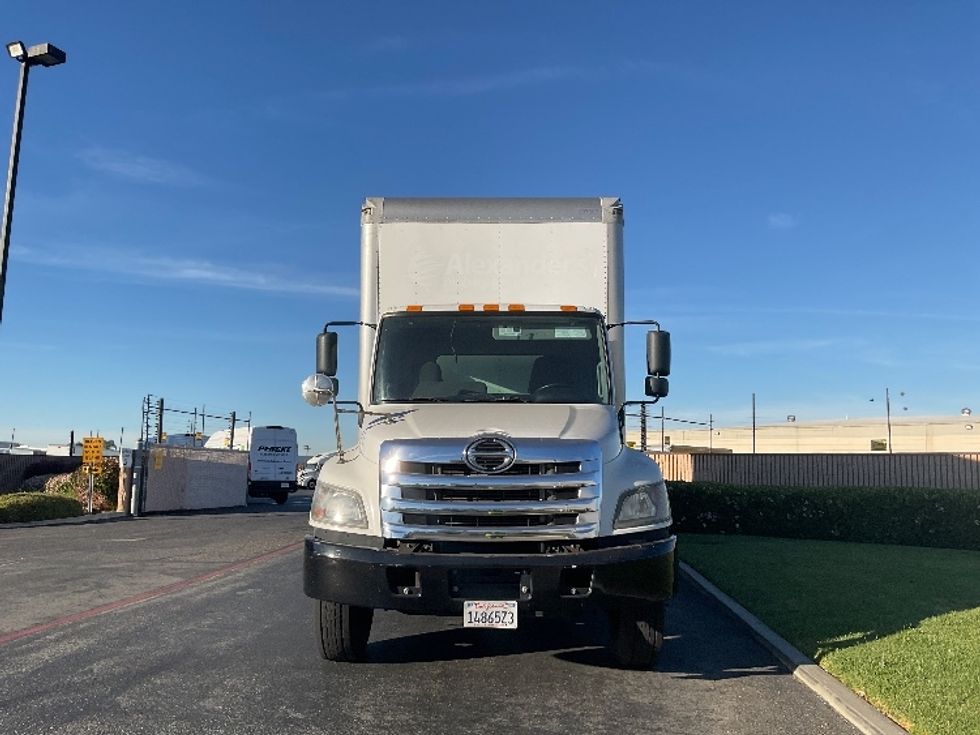 Medium Duty Box Truck-Light and Medium Duty Trucks-Hino-2019-268-Torrance-CA-168,900\n\t\tmiles-$ 47,250 - Image 2