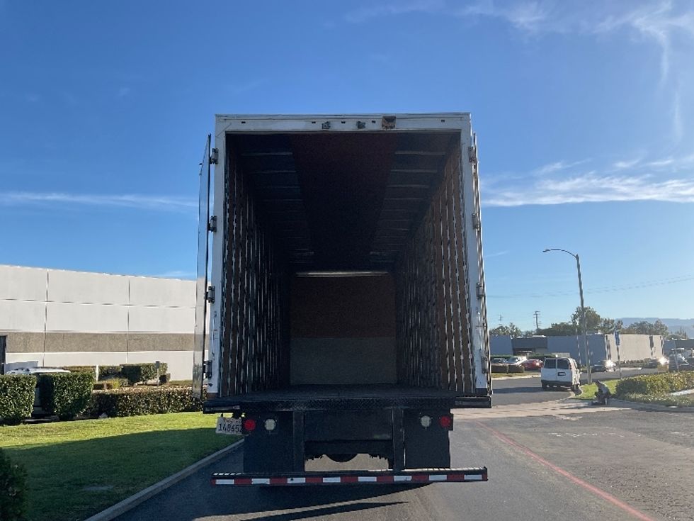 Medium Duty Box Truck-Light and Medium Duty Trucks-Hino-2019-268-Torrance-CA-168,900\n\t\tmiles-$ 47,250 - Image 8