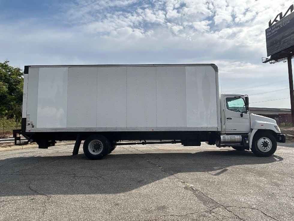 Medium Duty Box Truck-Light and Medium Duty Trucks-Hino-2019-268-Torrance-CA-204,494\n\t\tmiles-$ 51,500 - Image 15