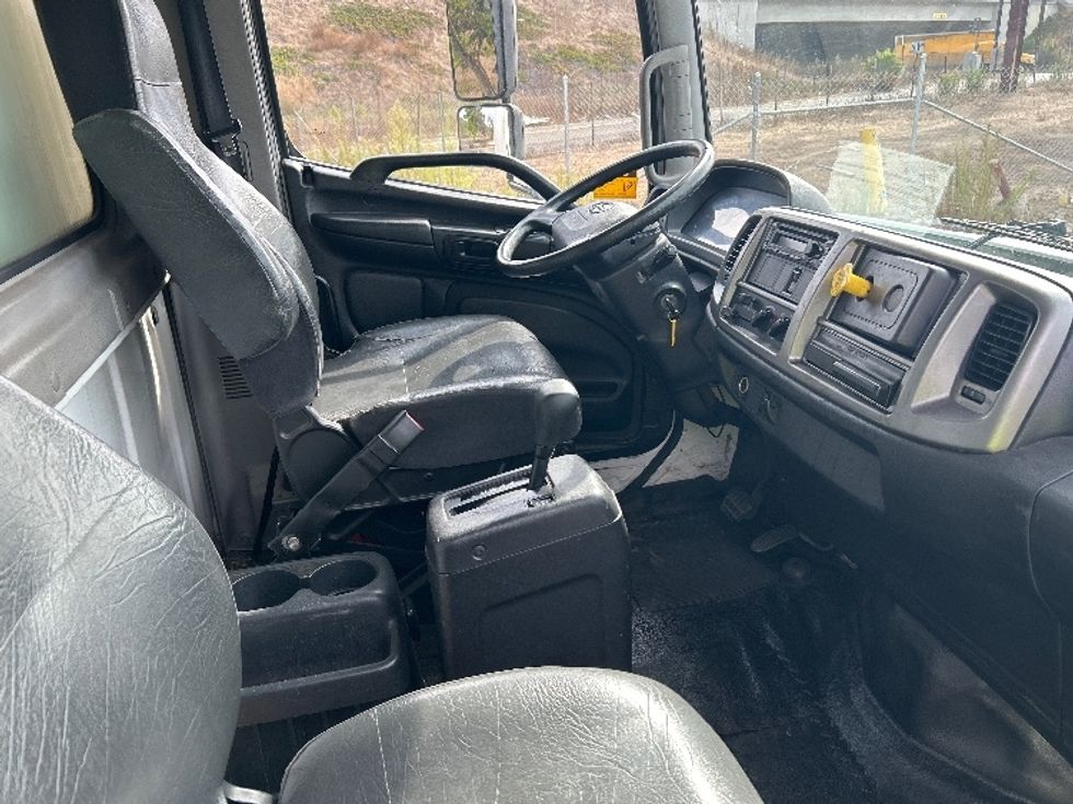 Medium Duty Box Truck-Light and Medium Duty Trucks-Hino-2019-268-Torrance-CA-204,494\n\t\tmiles-$ 51,500 - Image 22