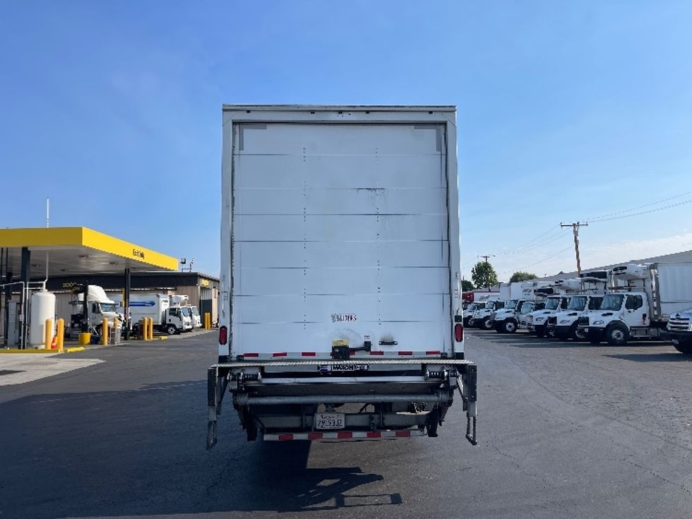 Medium Duty Box Truck-Light and Medium Duty Trucks-Hino-2019-268-Torrance-CA-219,585\n\t\tmiles-$ 45,750 - Image 7