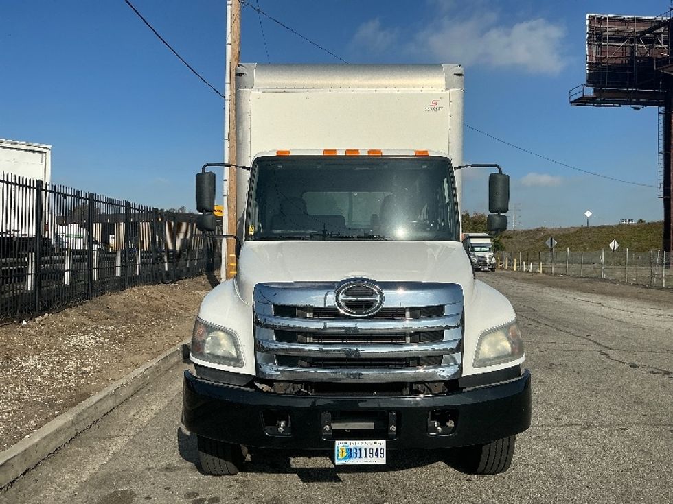 Medium Duty Box Truck-Light and Medium Duty Trucks-Hino-2019-268-Torrance-CA-226,386\n\t\tmiles-$ 44,000 - Image 2
