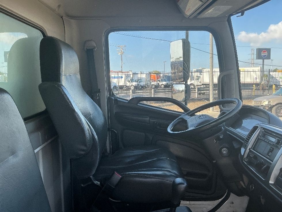 Medium Duty Box Truck-Light and Medium Duty Trucks-Hino-2019-268-Torrance-CA-226,386\n\t\tmiles-$ 44,000 - Image 24